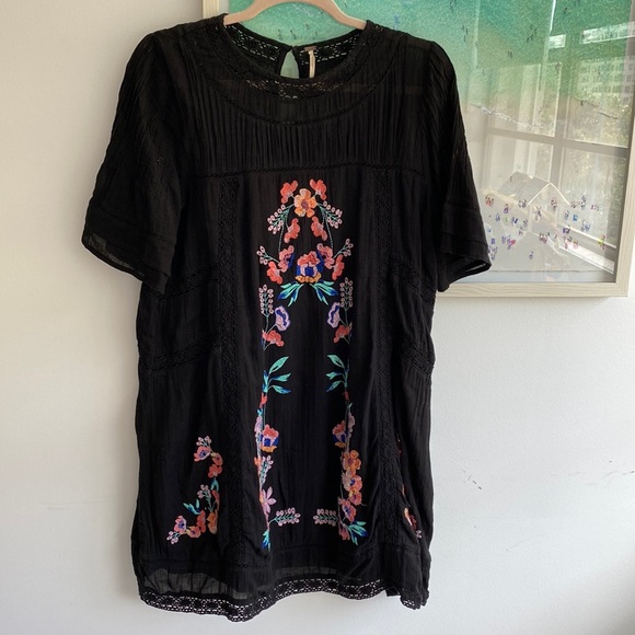 Free people dress. Size S oversized. Black - Picture 1 of 3